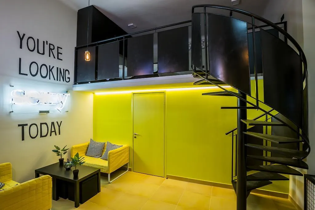 Rusty Loft & Bar Loft Apartment