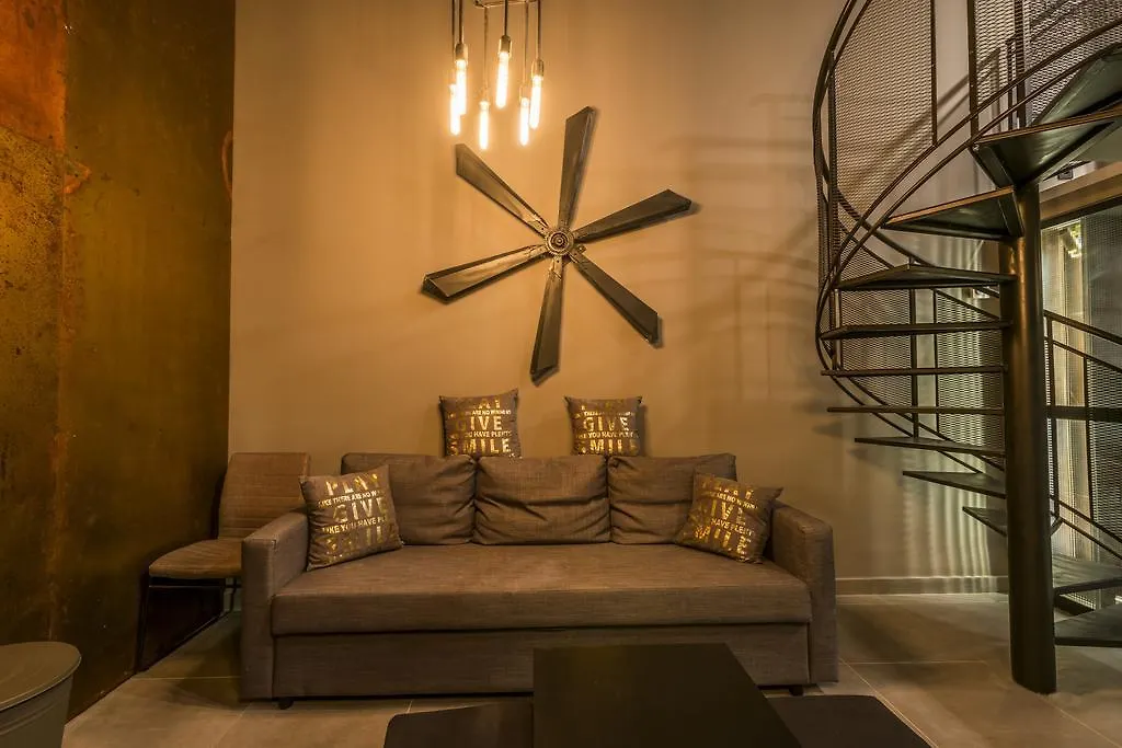 Rusty Loft & Bar Loft Apartment Hungary