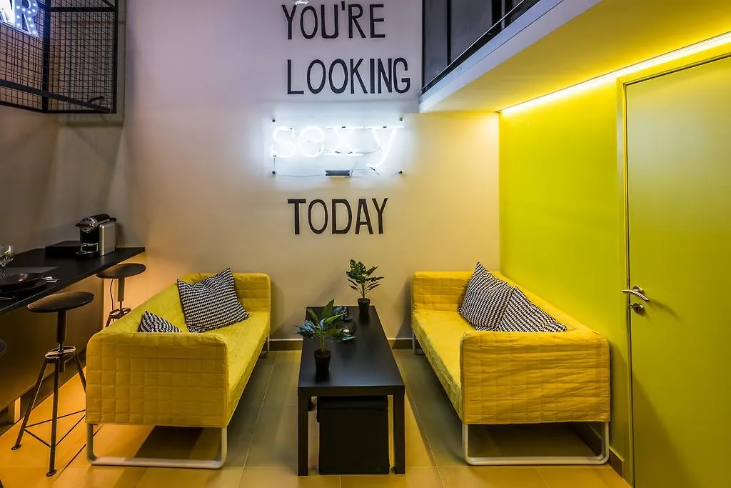 Rusty Loft & Bar Loft Apartment 0*, Budapest Hungary